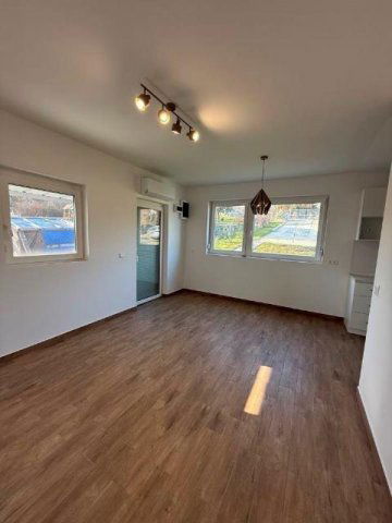 Eladó nyaraló, Iszkaszentgyörgyön 39.9 M Ft, 2 szobás