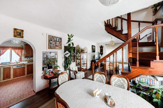 Eladó családi ház, Érden, Intéző utcában 145 M Ft, 6 szobás