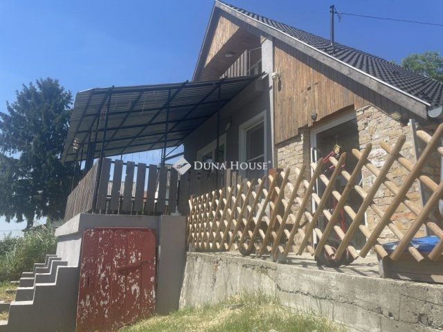 Eladó nyaraló, Báron 24.99 M Ft, 2 szobás / költözzbe.hu