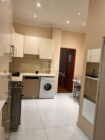 Eladó téglalakás, Budapesten, VII. kerületben 47.9 M Ft