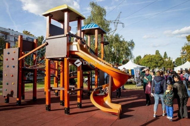 Eladó panellakás, Budapesten, XVIII. kerületben 43.9 M Ft