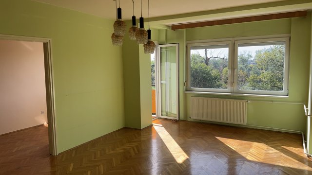 Eladó téglalakás, Szegeden, Felső Tisza-Part utcában 65 M Ft