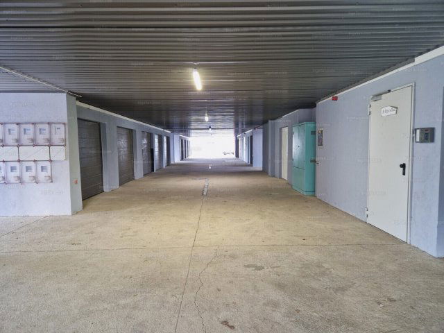 Eladó garázs, Tiszaújvárosban 9.9 M Ft / költözzbe.hu