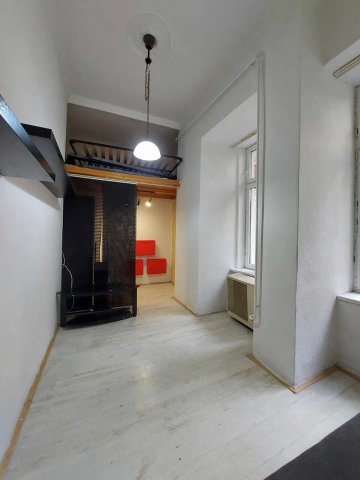 Eladó téglalakás, Budapesten, VII. kerületben, Verseny utcában