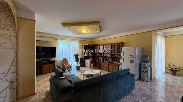 Eladó családi ház, Diósdon 239 M Ft, 4 szobás