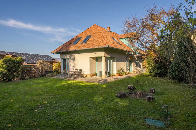 Eladó családi ház, Budapesten, III. kerületben 209 M Ft