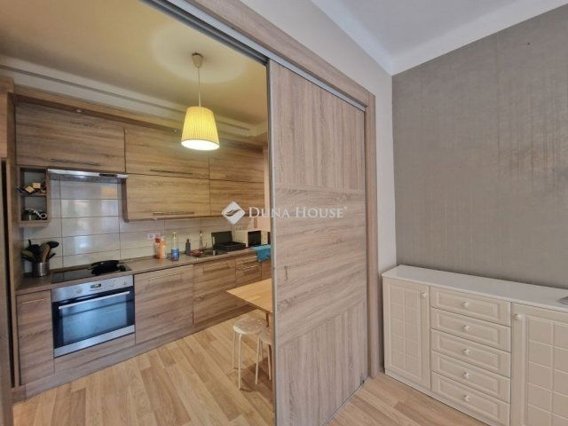 Eladó téglalakás, Budapesten, XI. kerületben 127.9 M Ft