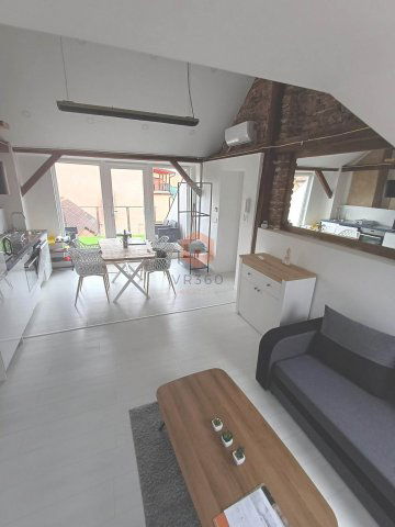 Kiadó téglalakás, albérlet, Pécsett 280 E Ft / hó, 2 szobás