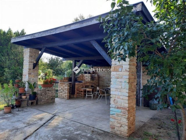 Eladó családi ház, Újhartyánon 119.9 M Ft, 4 szobás