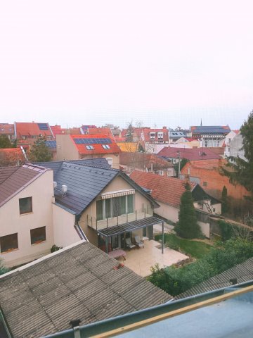 Eladó téglalakás, Szolnokon 31.9 M Ft, 2 szobás