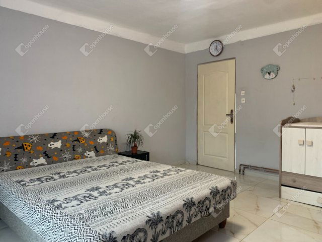 Eladó családi ház, Murakeresztúron 28.9 M Ft, 3 szobás