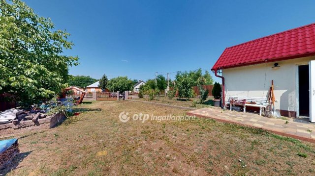 Eladó iroda, Balkányban 21.5 M Ft, 2 szobás