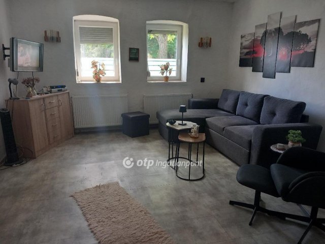 Eladó családi ház, Sarudon 25.99 M Ft, 2 szobás