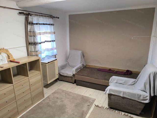 Eladó családi ház, Tószegen 12.99 M Ft, 2 szobás