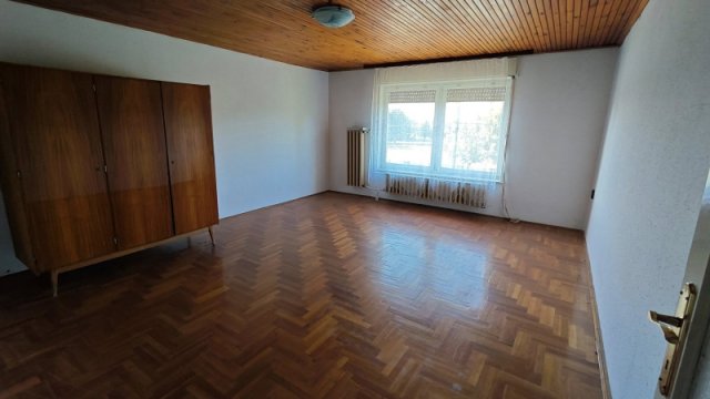 Eladó családi ház, Pilisen 69 M Ft, 6 szobás