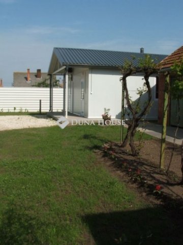 Eladó családi ház, Csongrádon 45.9 M Ft, 3 szobás