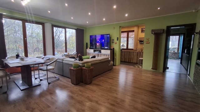 Eladó családi ház, Sajószentpéteren 66 M Ft, 6+1 szobás