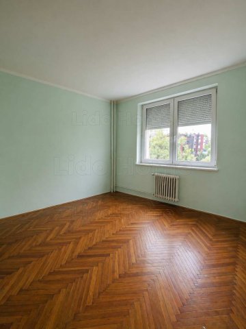 Eladó téglalakás, Székesfehérvárott 52.5 M Ft, 2 szobás