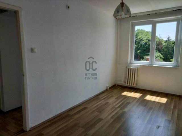 Eladó panellakás, Érden 89 M Ft, 2 szobás / költözzbe.hu