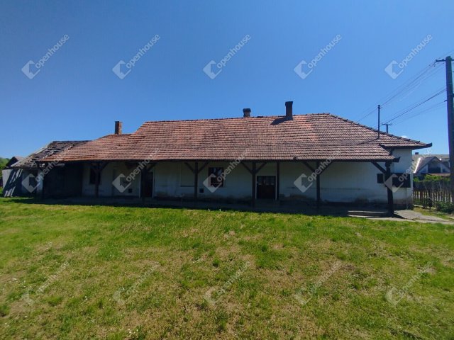 Eladó családi ház, Nagybajomban 21.9 M Ft, 3 szobás