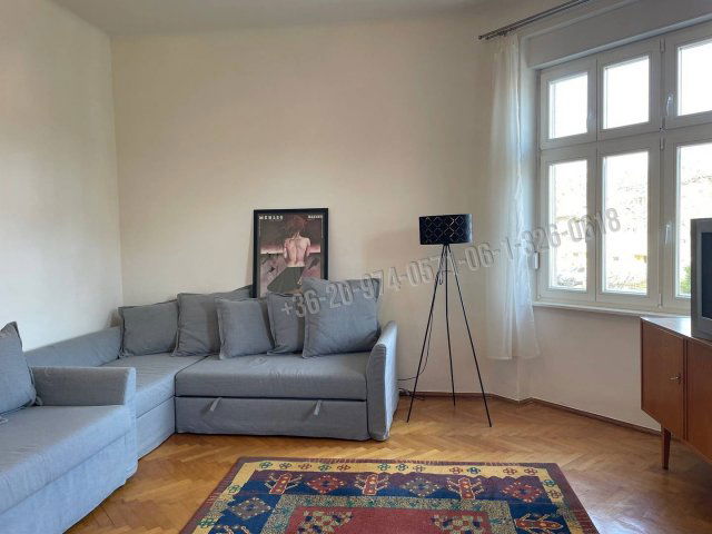 Eladó téglalakás, Pécsett, Nagyvárad utcában 44.8 M Ft