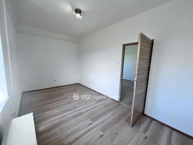 Eladó téglalakás, Bátonyterenyén 19.9 M Ft, 2 szobás