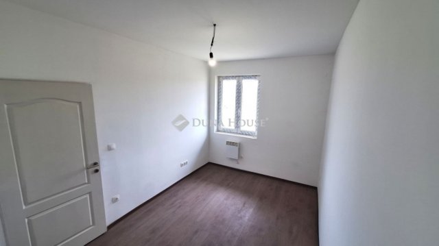 Eladó ikerház, Hernádon 74.9 M Ft, 5 szobás