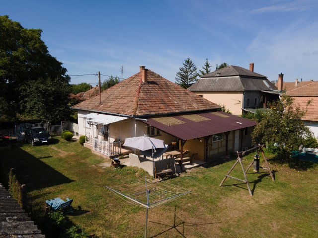 Eladó családi ház, Vámosmikolán 31.9 M Ft, 5 szobás