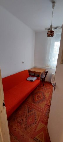Kiadó téglalakás, albérlet, Debrecenben, Poroszlay úton