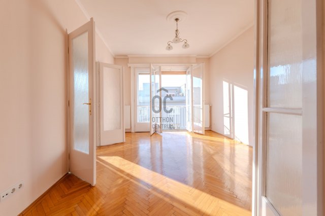 Eladó téglalakás, Budapesten, XIII. kerületben, Pozsonyi úton