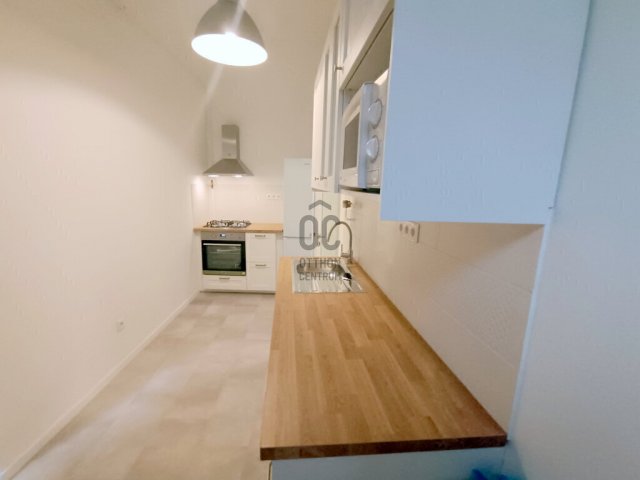 Eladó téglalakás, Budapesten, VI. kerületben 58 M Ft, 1 szobás