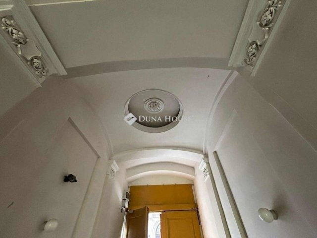 Eladó téglalakás, Budapesten, VIII. kerületben 72.5 M Ft