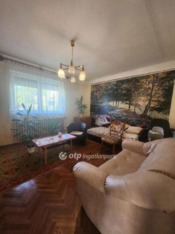 Eladó családi ház, Budapesten, XVIII. kerületben 57.8 M Ft