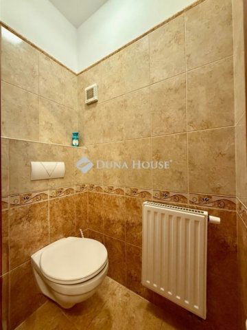 Eladó téglalakás, Kecskeméten 73.9 M Ft, 3 szobás