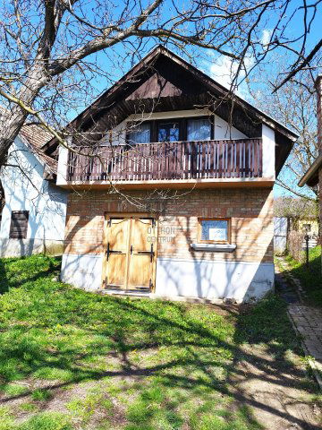 Eladó családi ház, Piliscséven 14.5 M Ft, 2 szobás