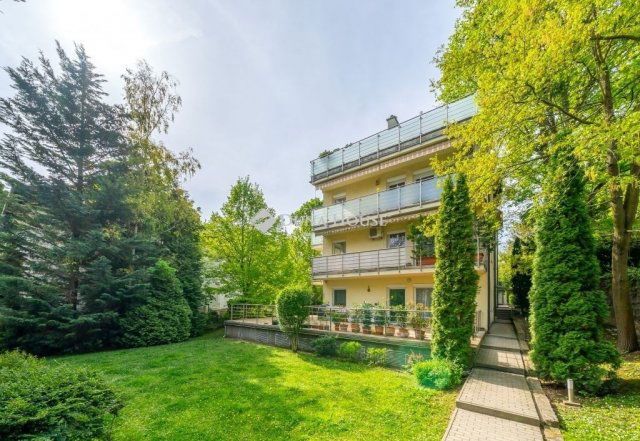 Eladó téglalakás, Budapesten, II. kerületben 74.9 M Ft, 1 szobás
