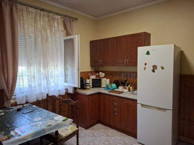 Eladó téglalakás, Nagykanizsán 26 M Ft, 3 szobás