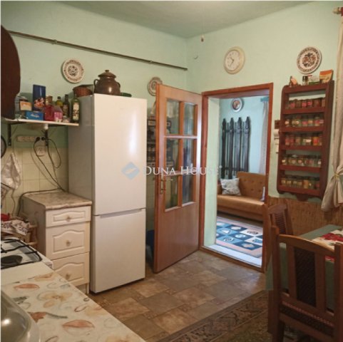 Eladó családi ház, Zalaegerszegen 28 M Ft, 2 szobás