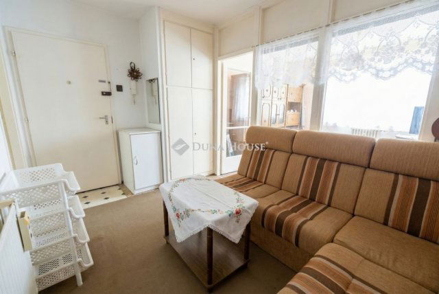 Eladó téglalakás, Zalaegerszegen 30.9 M Ft, 2 szobás