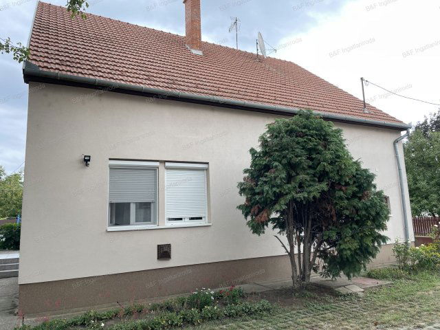 Eladó családi ház, Hajdúszoboszlón 89.9 M Ft, 5 szobás