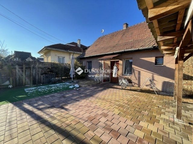 Eladó családi ház, Budapesten, XVIII. kerületben 89.9 M Ft