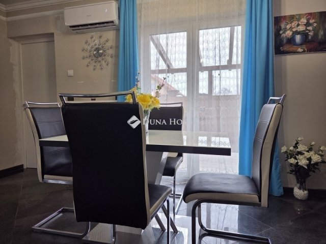 Eladó családi ház, Szigetszentmiklóson 100.5 M Ft, 3 szobás