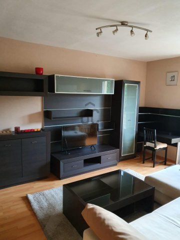 Eladó panellakás, Pécsett 41 M Ft, 2 szobás