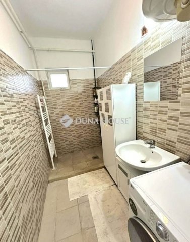 Eladó családi ház, Monoron 74.5 M Ft, 3 szobás