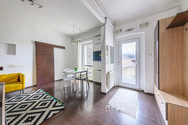 Eladó téglalakás, Budapesten, VI. kerületben 62.9 M Ft, 2 szobás