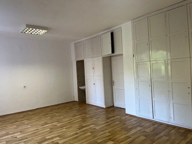 Eladó iroda, Komlón 6.9 M Ft / költözzbe.hu