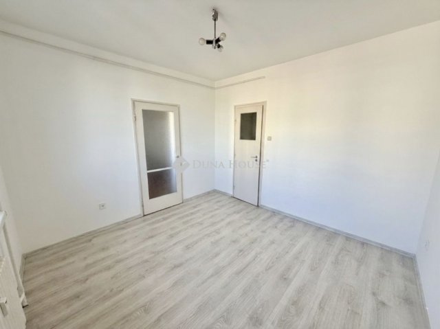 Eladó téglalakás, Budapesten, XX. kerületben 53.9 M Ft, 2 szobás