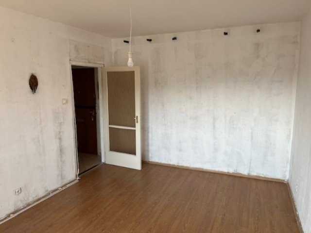 Eladó panellakás, Miskolcon 19.95 M Ft, 1 szobás