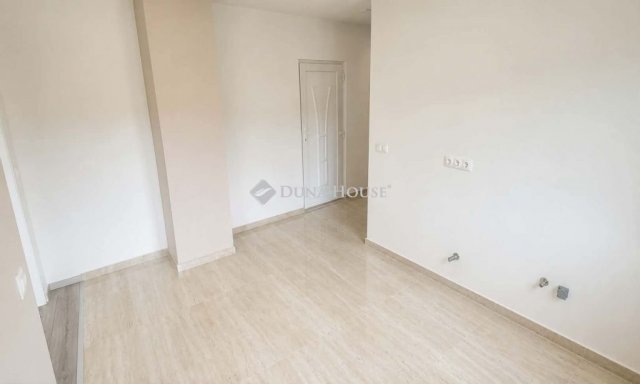 Eladó téglalakás, Sárváron 29 M Ft, 1 szobás
