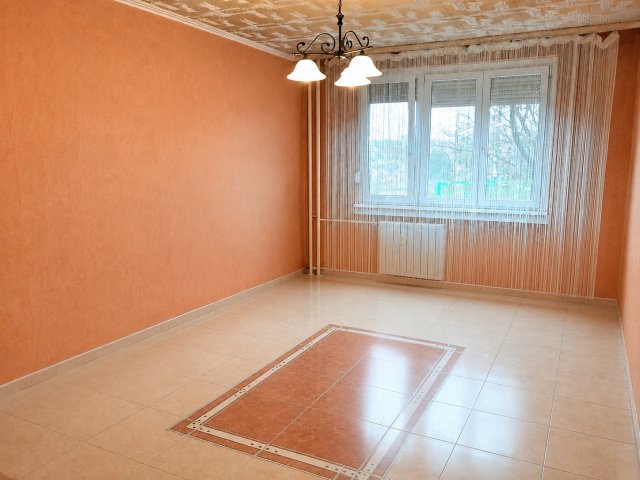 Eladó panellakás, Budapesten, XV. kerületben 66.9 M Ft, 2 szobás